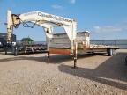 2009 Big Tex 14Gn-30 Flatbed Trailer للبيع في Andrews، TX - Minor Dent/Scratches