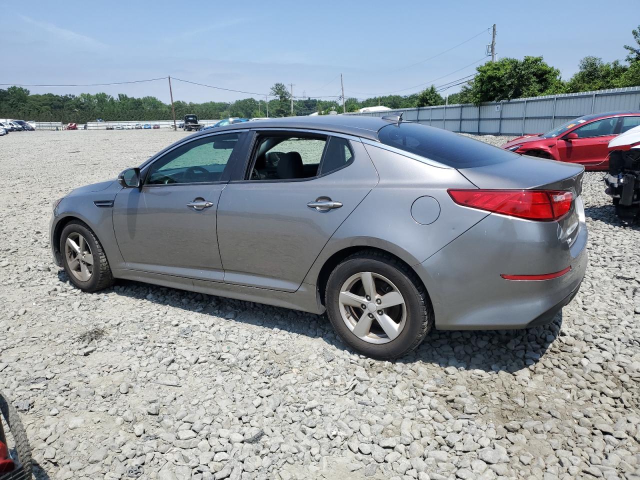 KIA OPTIMA 2015 VIN 5XXGM4A70FG486015 фото 2