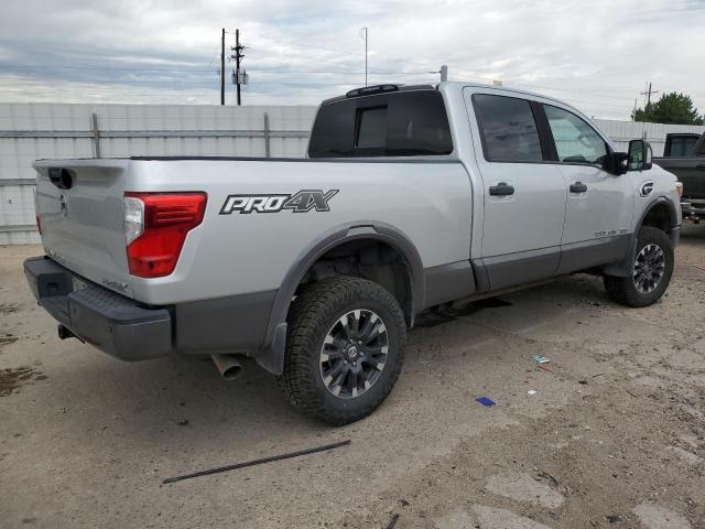  NISSAN TITAN 2019 Сріблястий