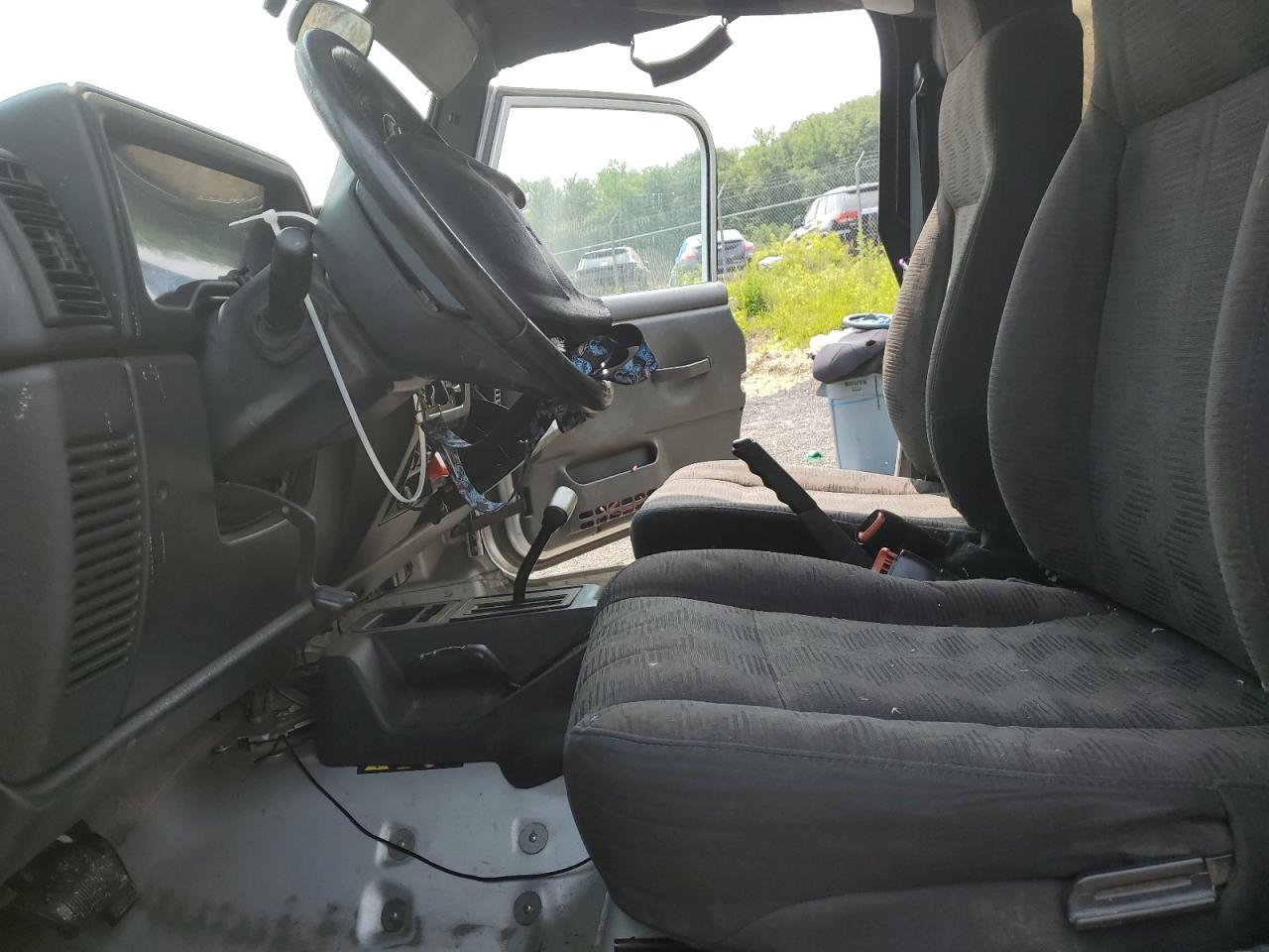 2004 Jeep Wrangler X VIN: 1J4FA39S84P718805 Lot: 59949875