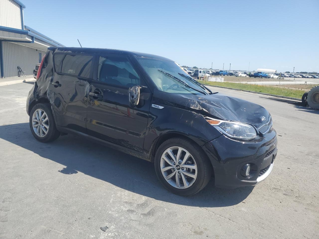 2018 Kia Soul + VIN: KNDJP3A56J7562053 Lot: 62355025