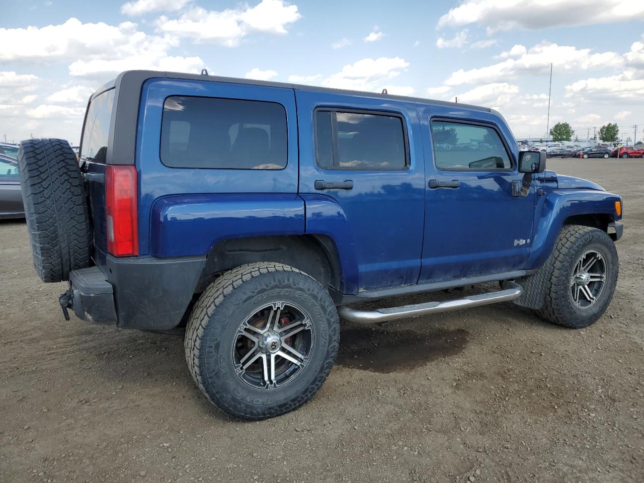 2006 Hummer H3 - Image 3