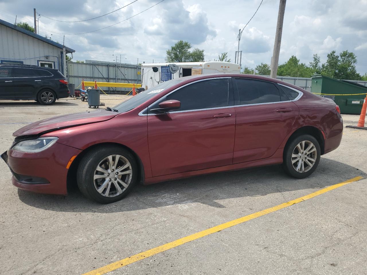 Pekin, IL에서 판매 중인 2015 Chrysler 200 Limited - Front End