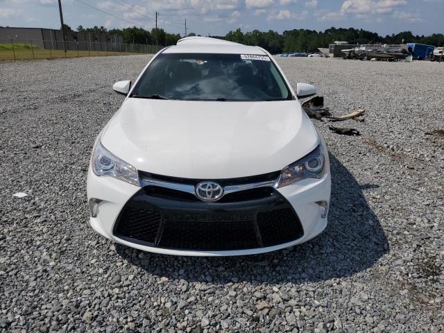  TOYOTA CAMRY 2015 White