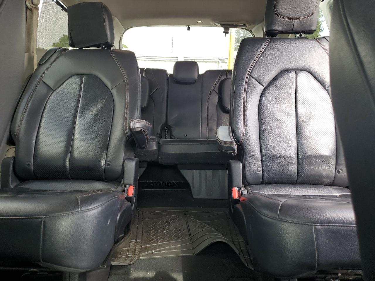 2019 Chrysler Pacifica Touring L VIN: 2C4RC1BG4KR665734 Lot: 61952455
