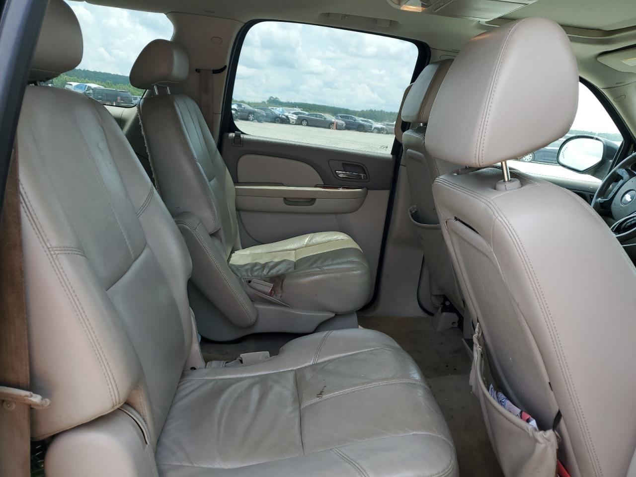 2008 Chevrolet Suburban C1500 Ls VIN: 1GNFC16038R273740 Lot: 59782535