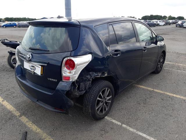 2013 TOYOTA VERSO ICON