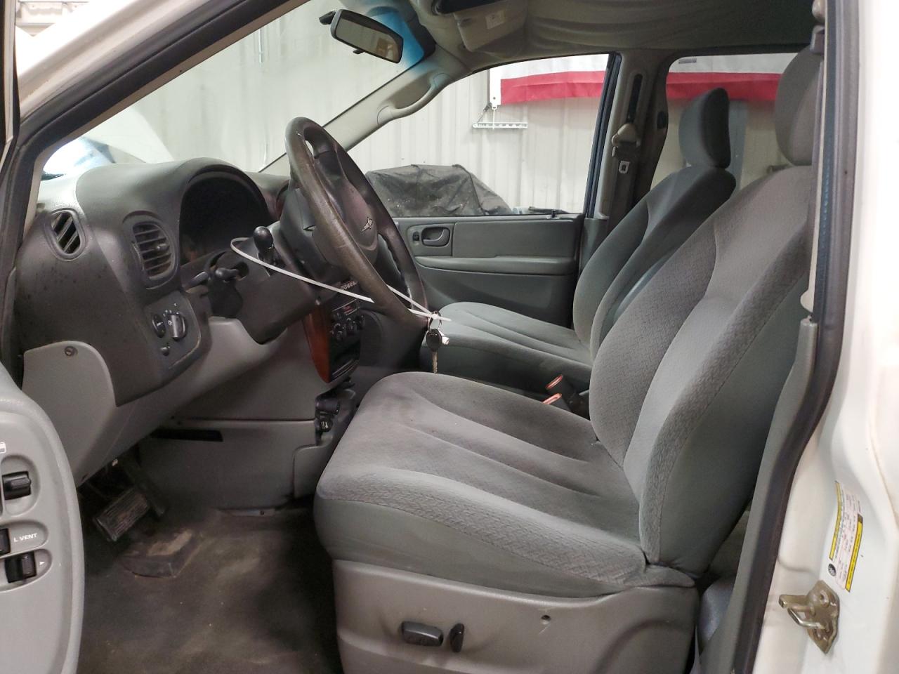 2005 Chrysler Town & Country Lx VIN: 2C4GP44R35R597796 Lot: 59774565