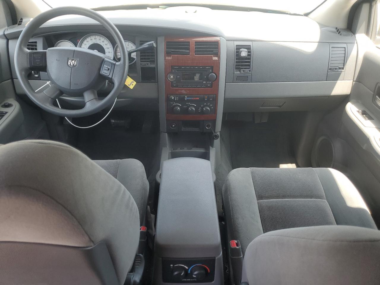2005 Dodge Durango Slt VIN: 1D4HD48N15F620264 Lot: 61852405