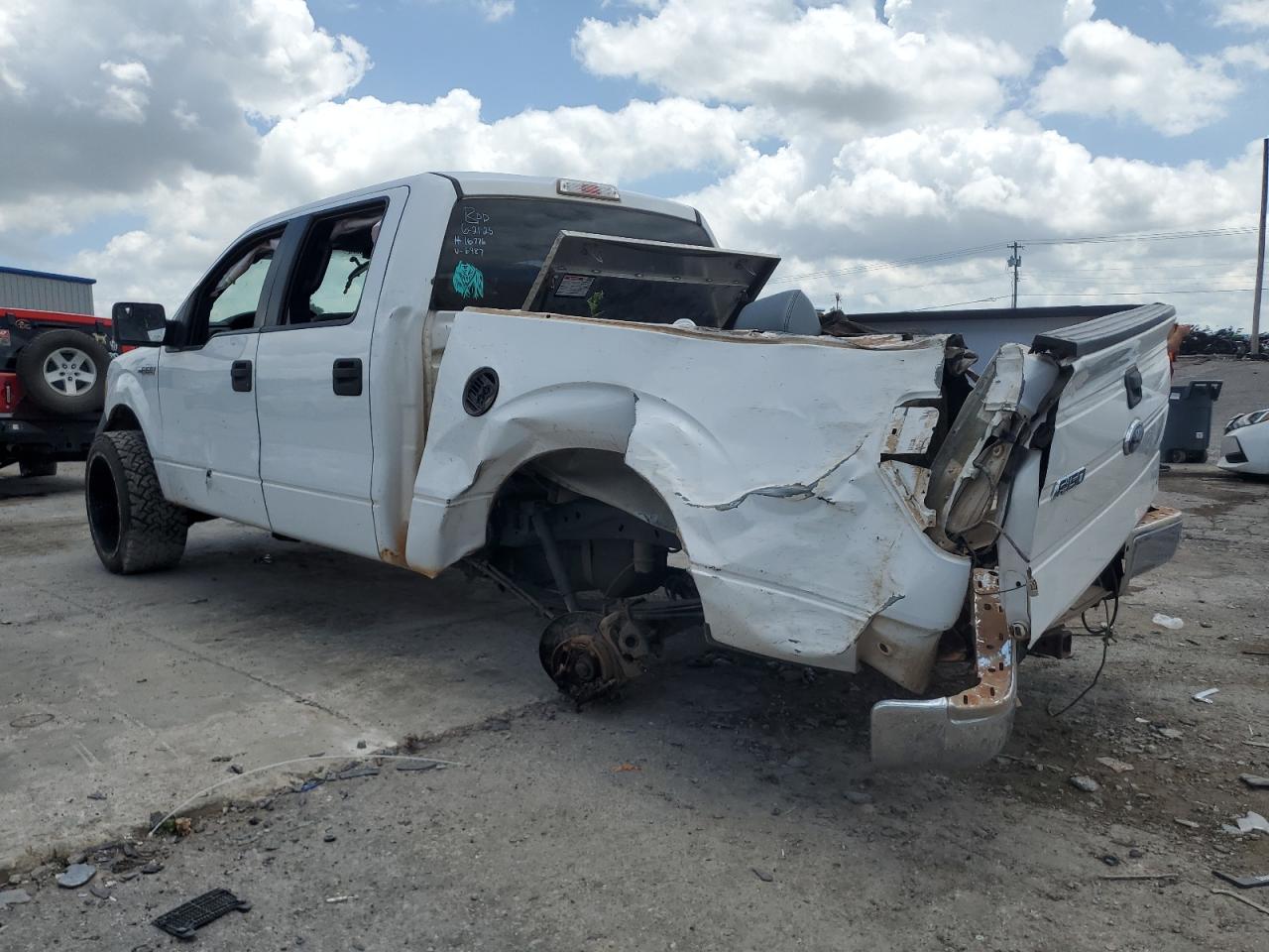 FORD F-150 2014 VIN 1FTFW1EF5EKE16987 photo 2