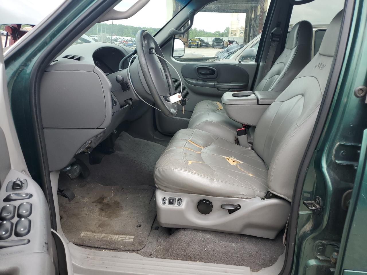 2001 Ford F150 Supercrew VIN: 1FTRW08L81KE34113 Lot: 62850325