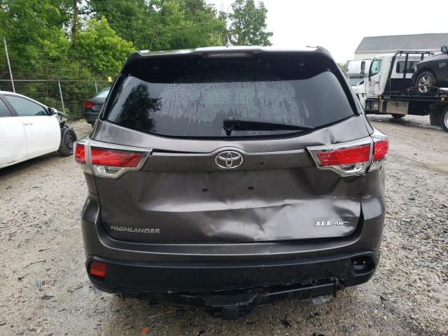  TOYOTA HIGHLANDER 2016 Серый