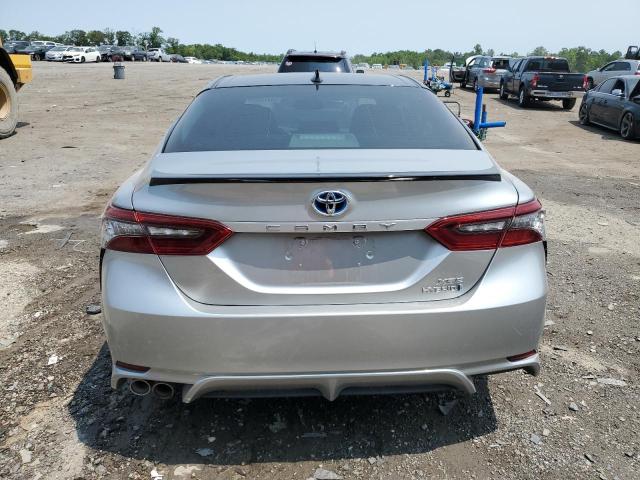  TOYOTA CAMRY 2021 Серебристый