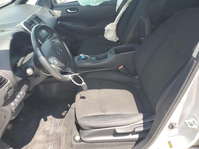  NISSAN LEAF 2013 Srebrny