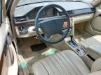 1995 Mercedes-Benz E 300D   للبيع في Van Nuys، CA - Front End