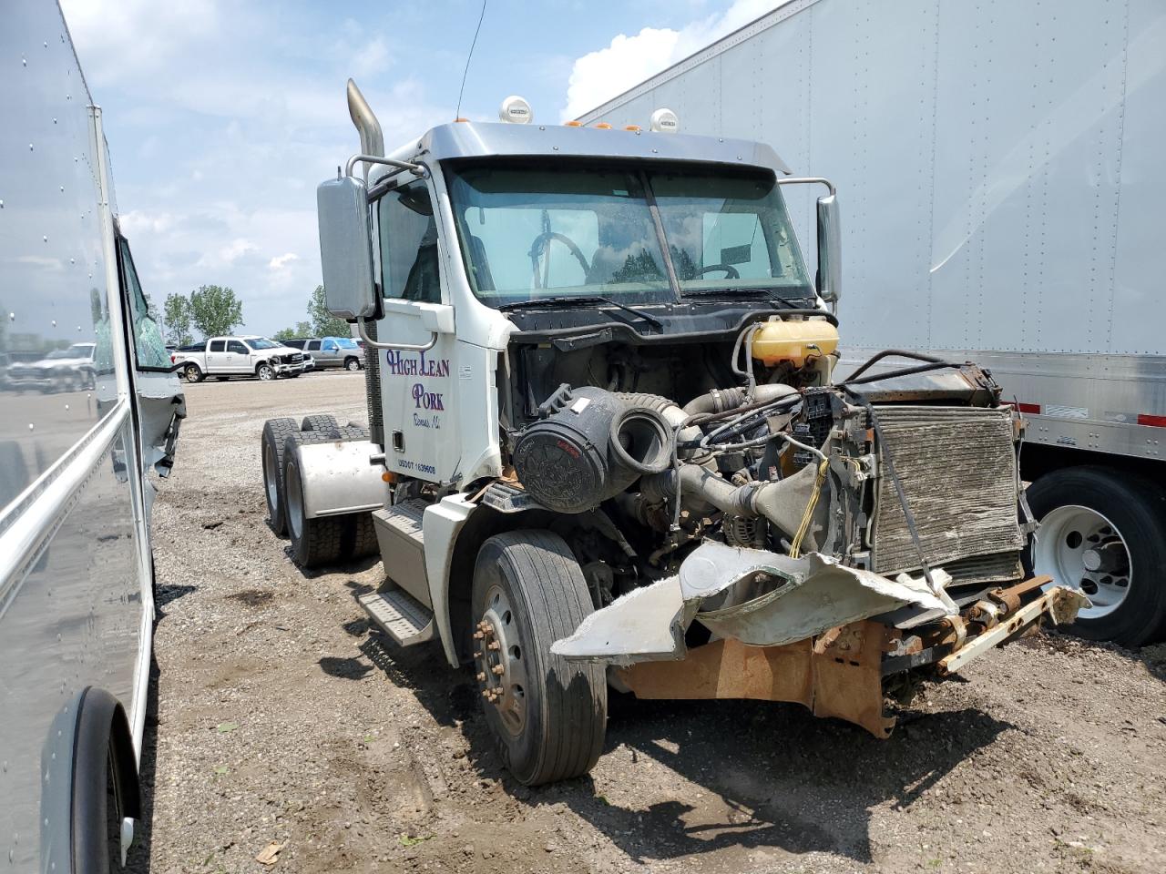 2015 Freightliner Conventional Columbia na sprzedaż w Davison, MI - Front End