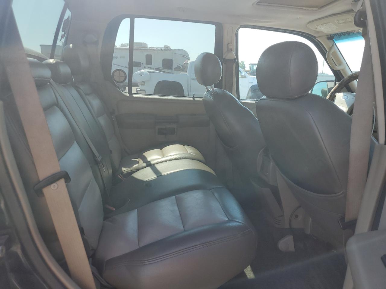 2004 Ford Explorer Sport Trac VIN: 1FMZU67KX4UC35084 Lot: 61967505