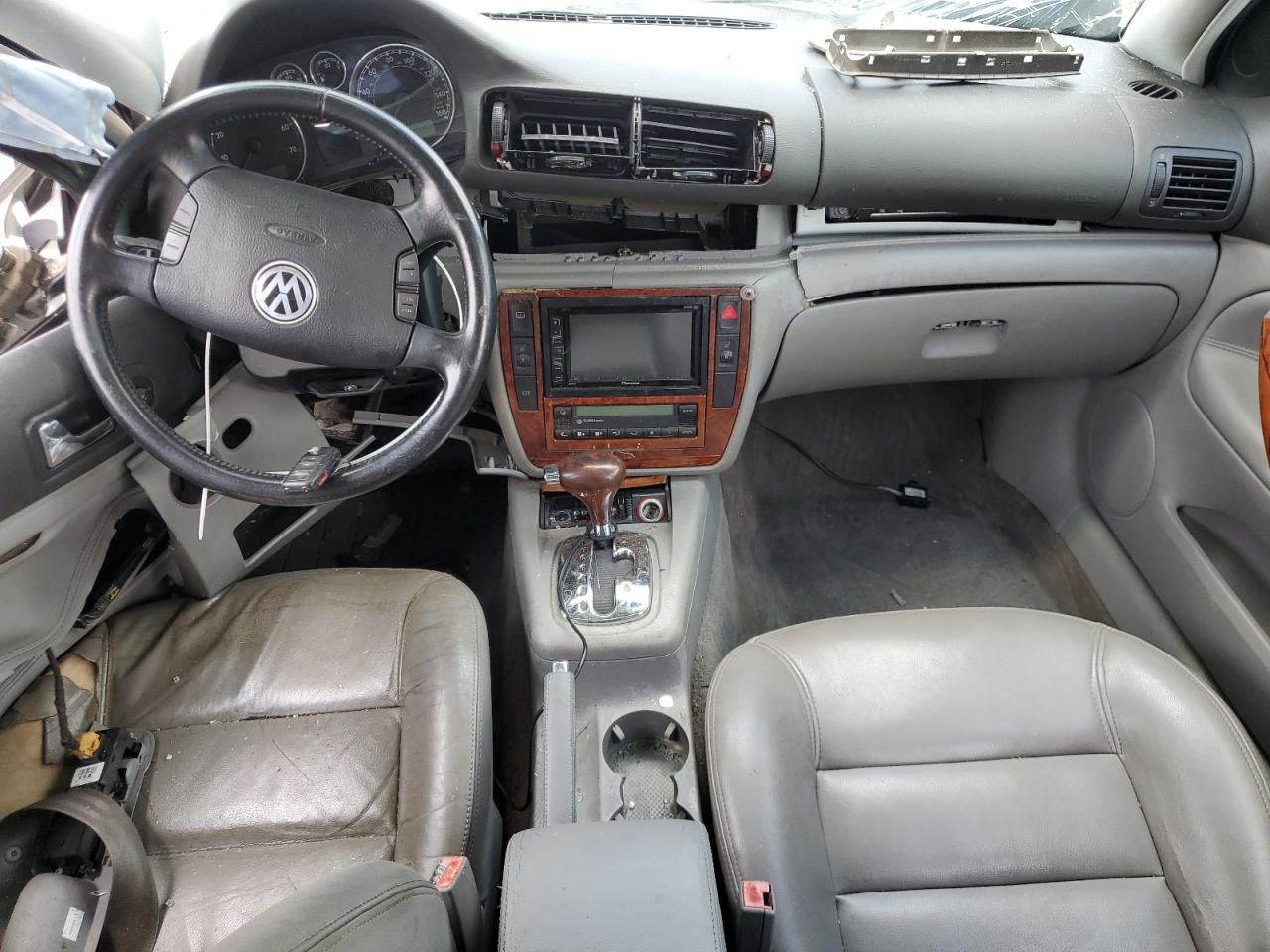 2003 Volkswagen Passat Glx VIN: WVWWH63B63E079331 Lot: 60065215