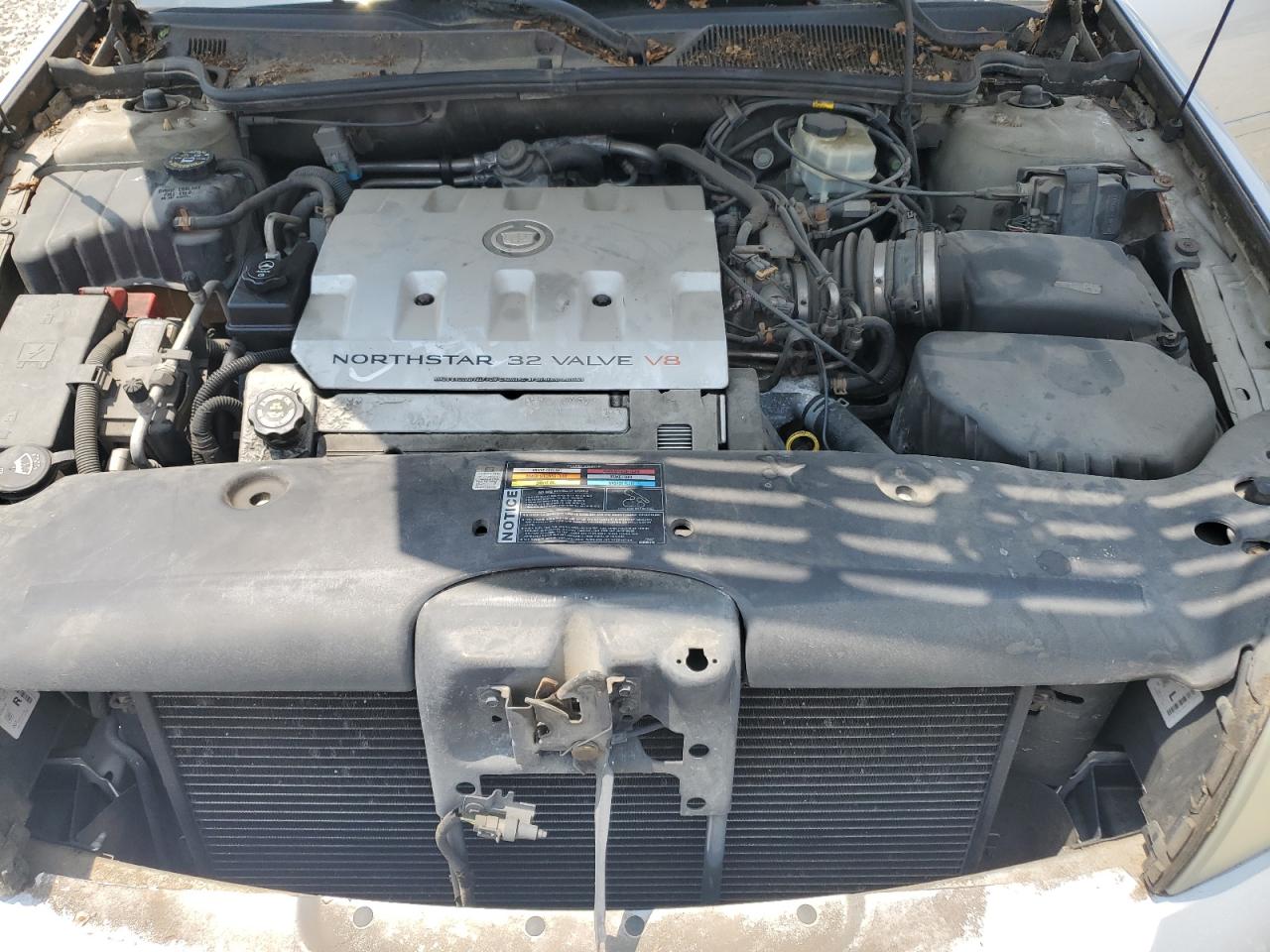 2002 Cadillac Deville Dts VIN: 1G6KF57902U183729 Lot: 60085355