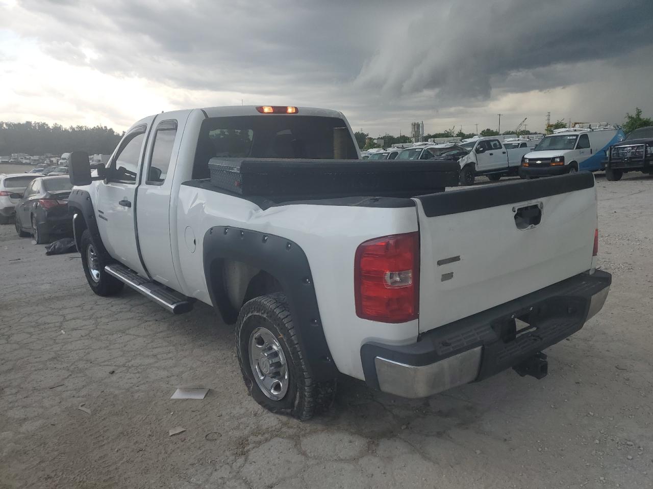 CHEVROLET ALL Models 2009 VIN 1GCHC59699E136593 фото 2
