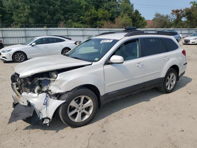  SUBARU OUTBACK 2013 White