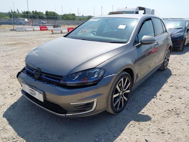 VOLKSWAGEN GOLF GTE S 2016