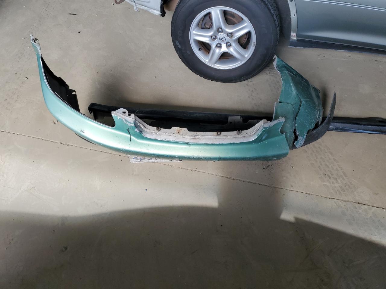 1997 Honda Civic Ex VIN: 1HGEJ8149VL015025 Lot: 62942035