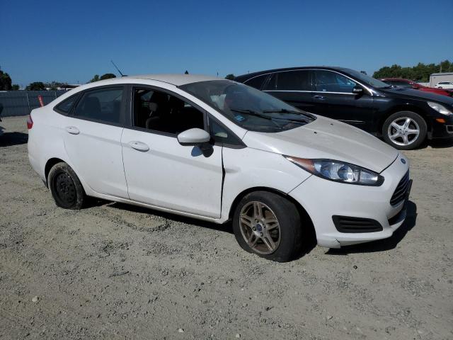  FORD FIESTA 2017 Biały