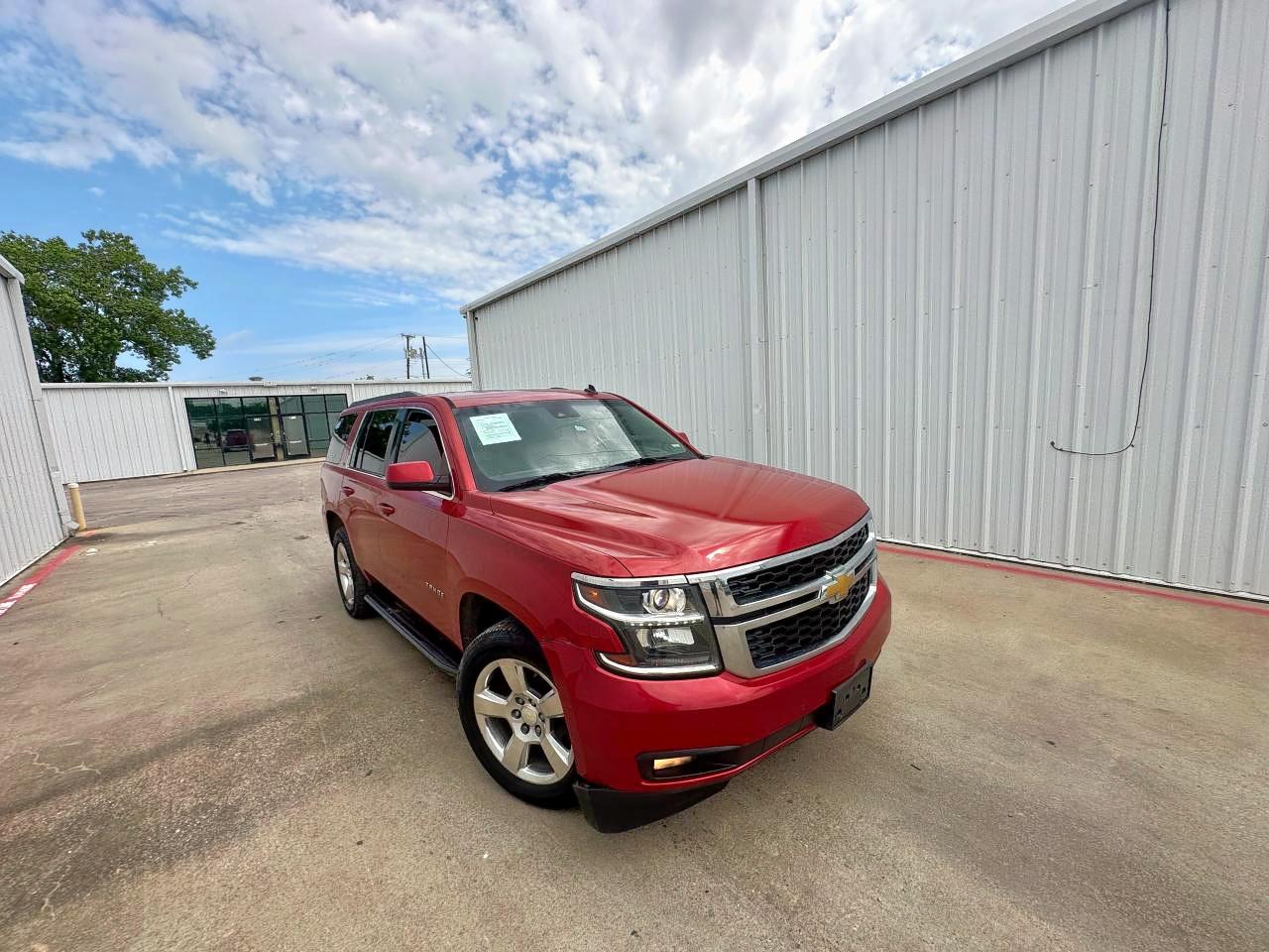 2015 Chevrolet Tahoe C1500 Lt for Sale in Grand Prairie, TX - Minor Dent/Scratches