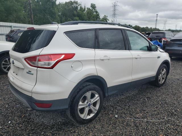  FORD ESCAPE 2016 Белы