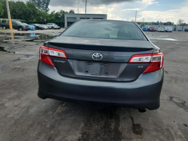  TOYOTA CAMRY 2014 Szary