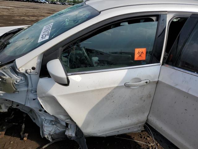  FORD ESCAPE 2015 Biały