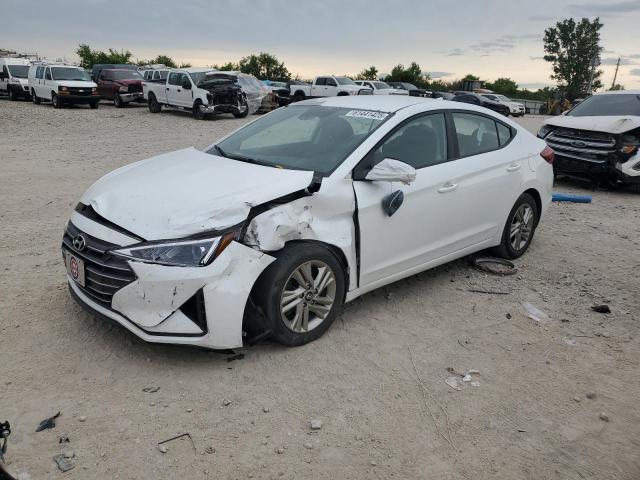  HYUNDAI ELANTRA 2019 Белы