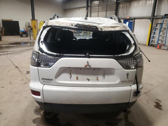 MITSUBISHI OUTLANDER 2012 Biały