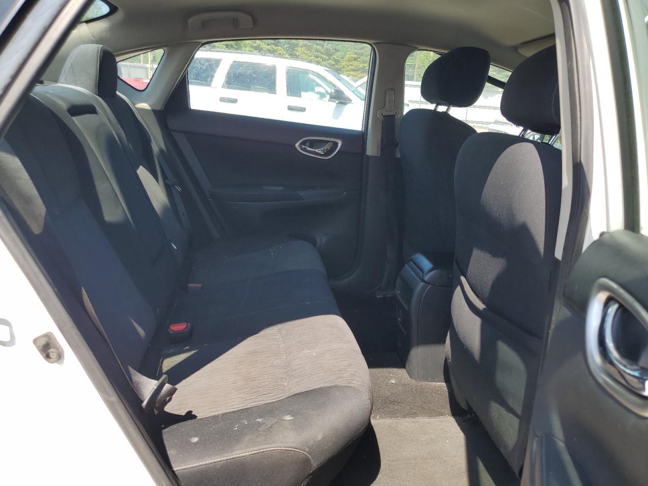 2015 Nissan Sentra S VIN: 3N1AB7AP5FY365018 Lot: 62879895