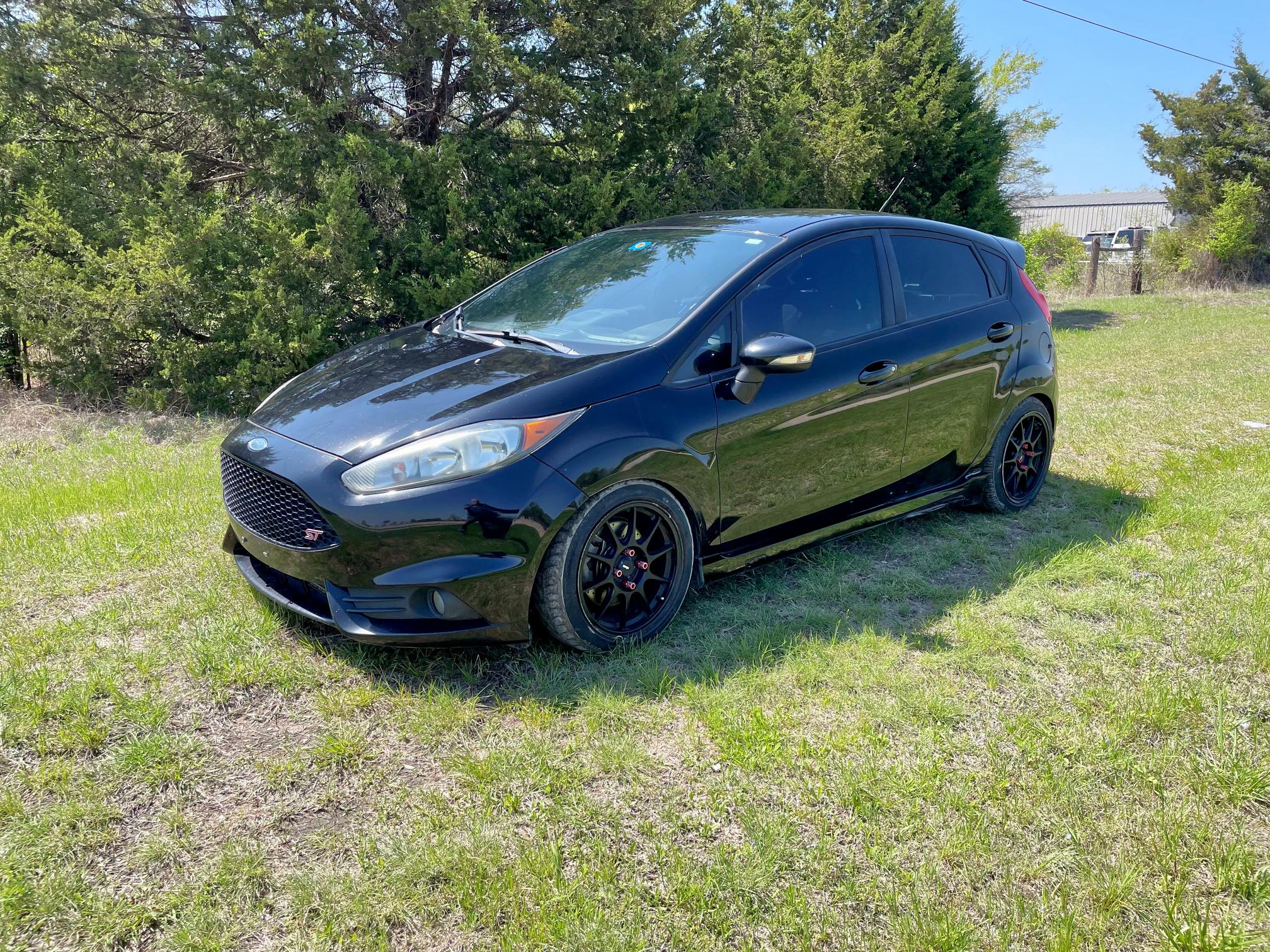 Хэтчбеки FORD FIESTA 2017 Черный