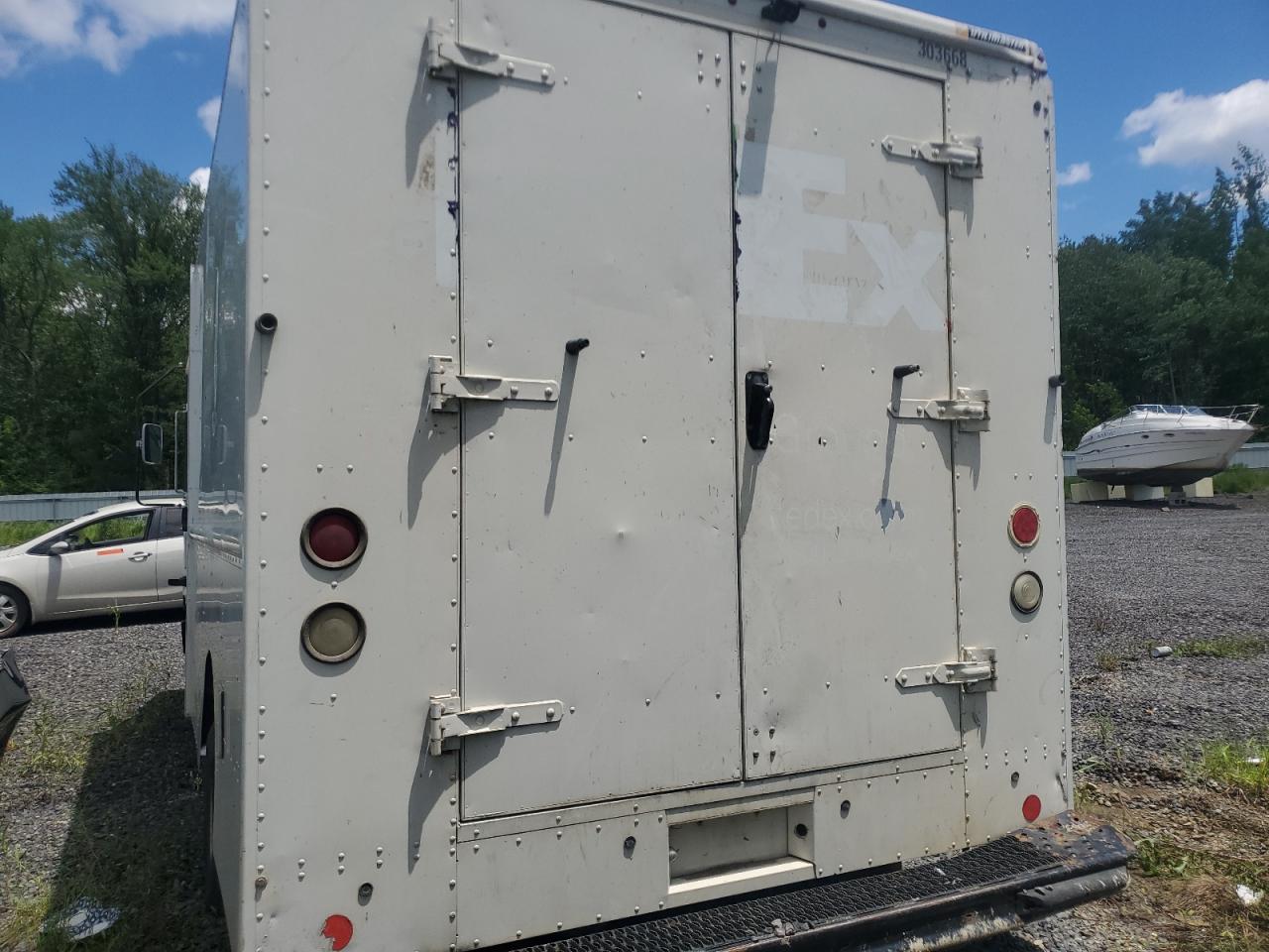 2012 Ford Econoline E350 Super Duty Stripped Chassis VIN: 1FC2E3KL3CDA32618 Lot: 61533575