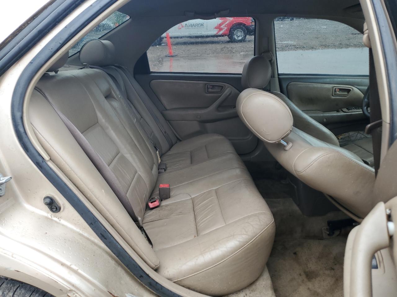 1999 Toyota Camry Le VIN: JT2BF28K9X0183250 Lot: 60932585