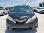 2014 Toyota Sienna Xle for Sale in Haslet, TX - Front End