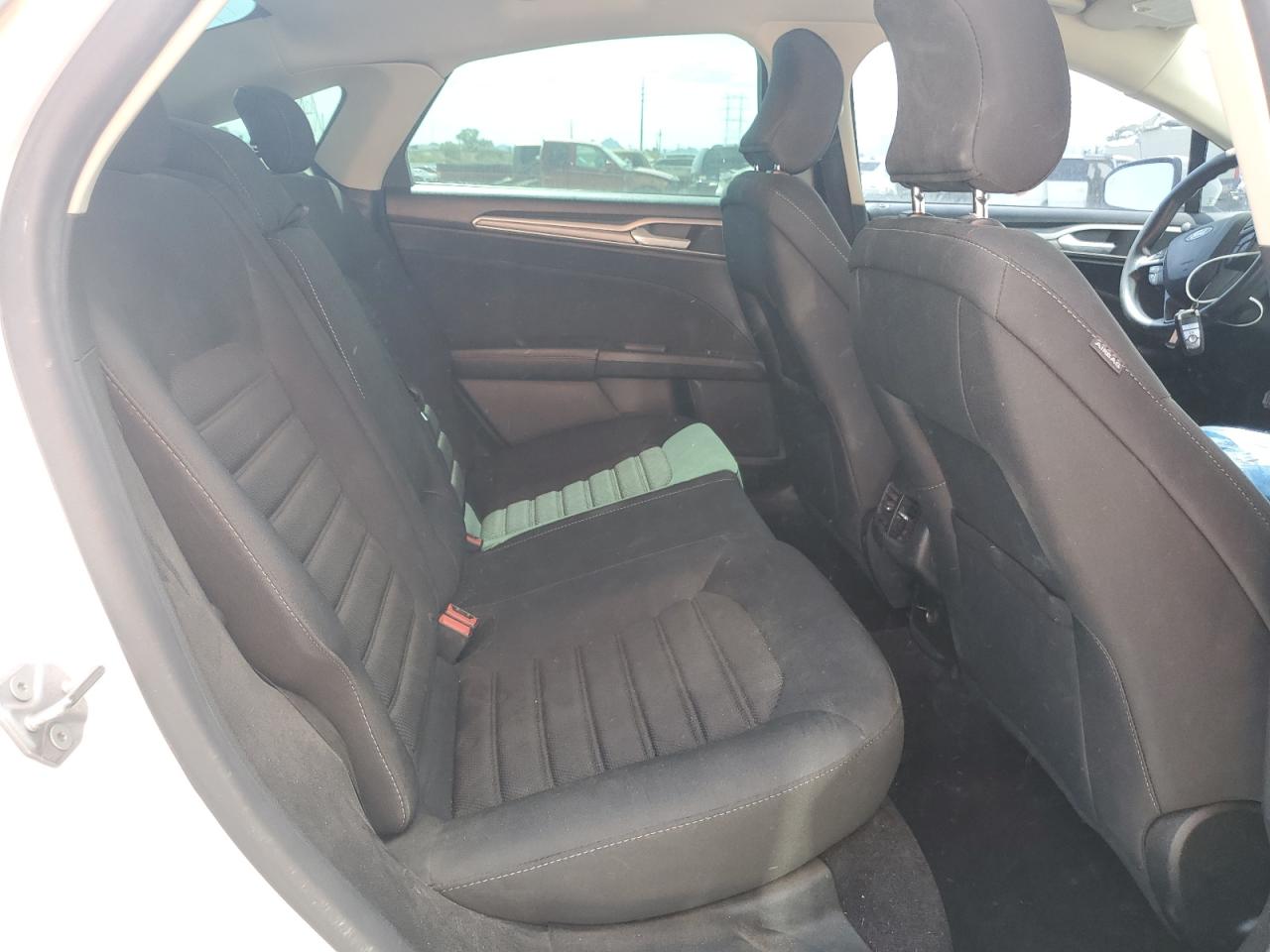 2019 Ford Fusion Se VIN: 3FA6P0LU0KR124900 Lot: 58969835