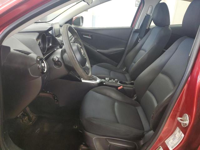  TOYOTA YARIS 2017 Красный