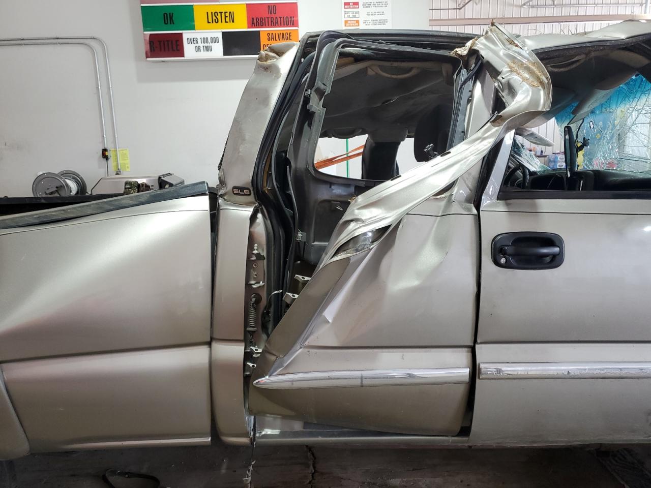 2003 GMC Sierra K2500 Heavy Duty VIN: 1GTHK29103E165820 Lot: 61760385