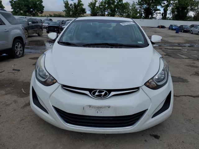 Седаны HYUNDAI ELANTRA 2016 Белы