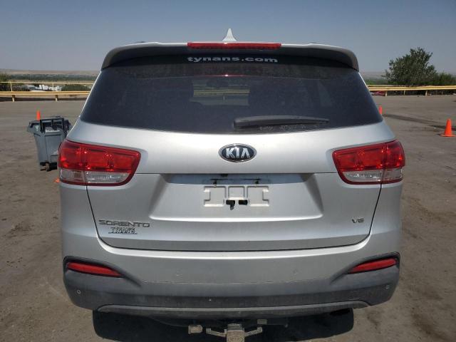 KIA SORENTO 2016 Srebrny