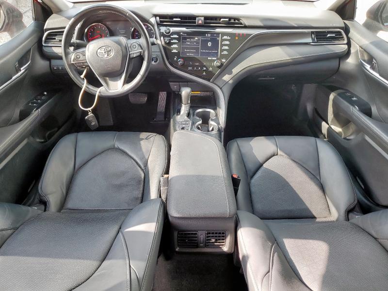  TOYOTA CAMRY 2019 Красный