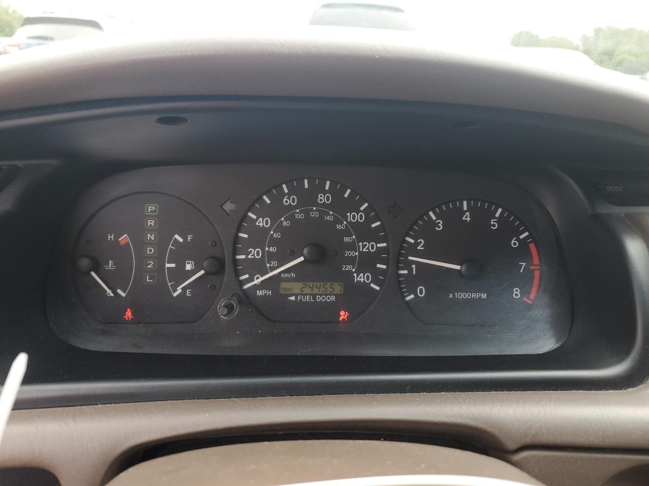 2000 Toyota Camry Ce VIN: 4T1BG22K5YU979335 Lot: 60641255