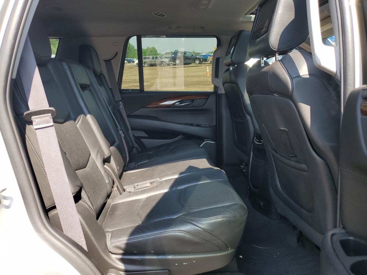 2015 Cadillac Escalade Luxury VIN: 1GYS4BKJ8FR305999 Lot: 59941935