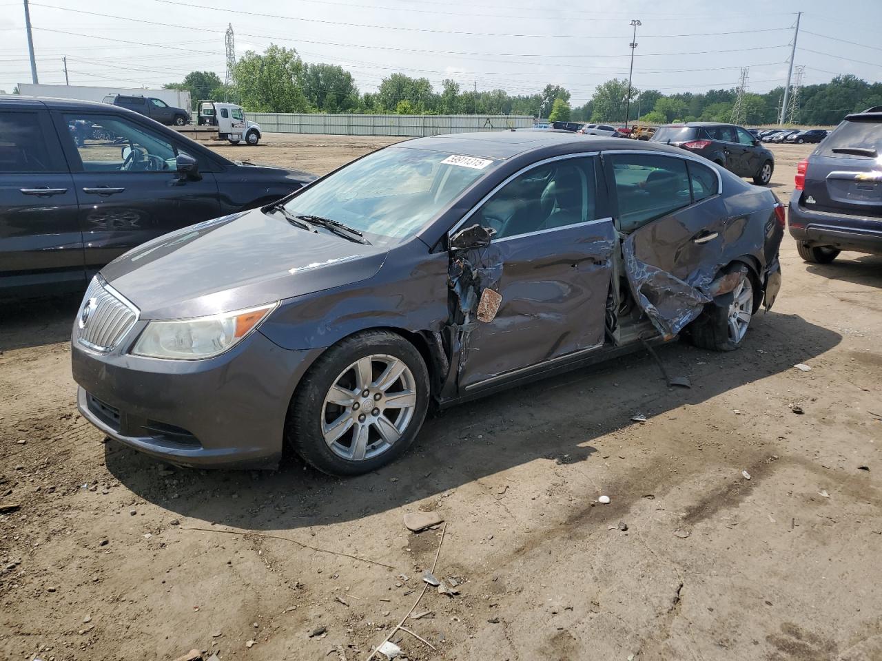 2013 Buick Lacrosse en Venta en Woodhaven, MI - Side