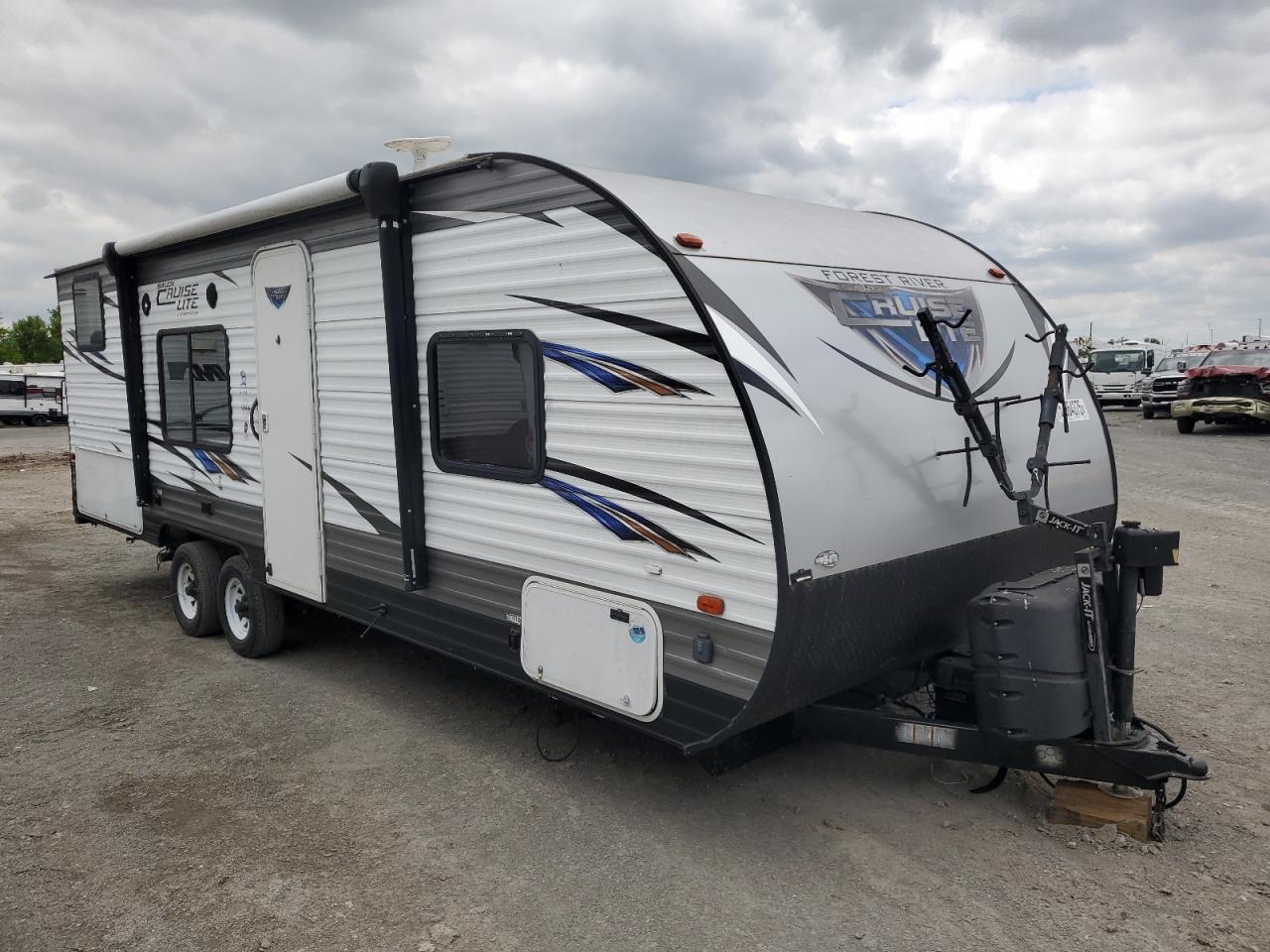 2018 Salem Cruise Lit for Sale in Cahokia Heights, IL - Hail