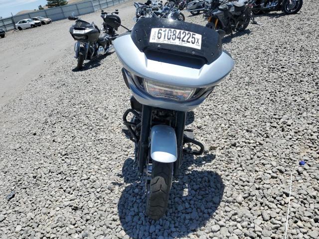  HARLEY-DAVIDSON FL 2024 Сріблястий